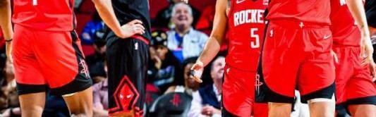 3年2150万签中锋，火箭加强双塔战术？3塔齐聚内线，3套组合出炉