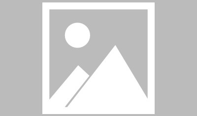 小伙带开盖五粮液上高铁被拦，当场2分钟喝完8两，事后收到五粮液